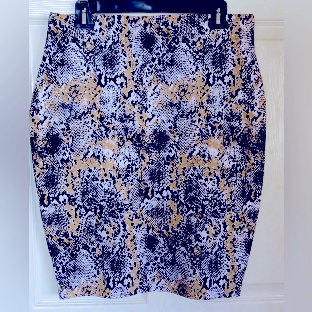 Shinesdar Skirt
